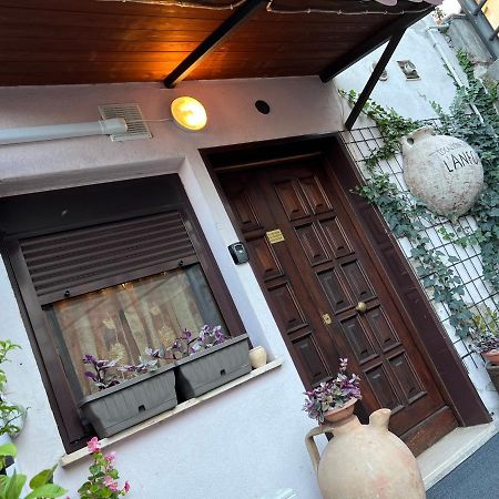 L' Anfora Locazione Turistica Daire Terni Dış mekan fotoğraf